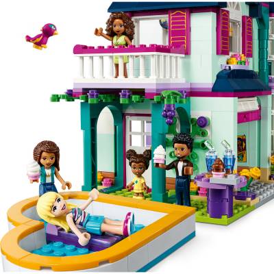 Конструктор LEGO FRIENDS "Дом семьи Андреа"