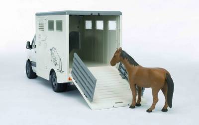 MB Sprinter фургон с лошадью